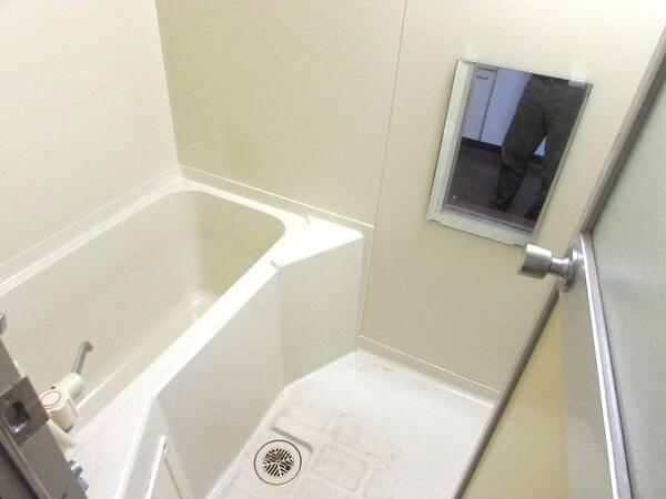 札幌市白石区北郷一条１０丁目のマンション