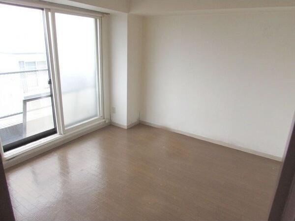 札幌市白石区北郷一条１０丁目のマンション