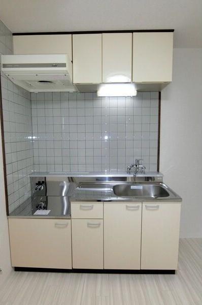 札幌市白石区栄通６丁目のアパート