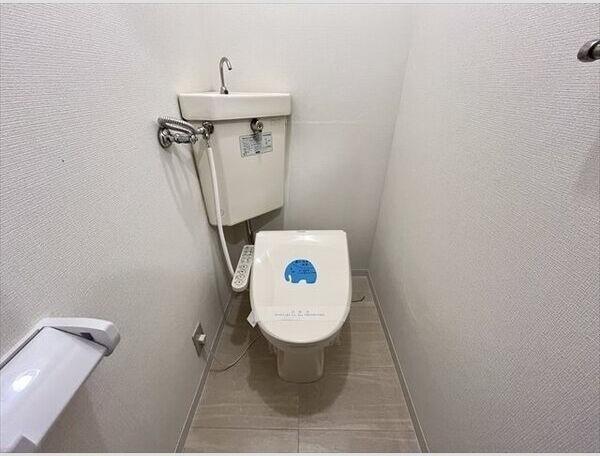 札幌市白石区本郷通６丁目南のマンション