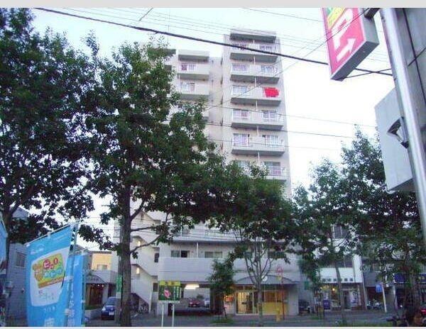 札幌市白石区東札幌三条4丁目のマンション