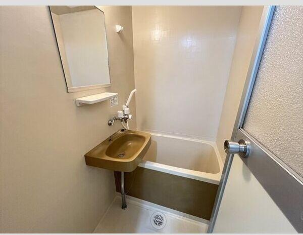 札幌市白石区東札幌三条４丁目のマンション