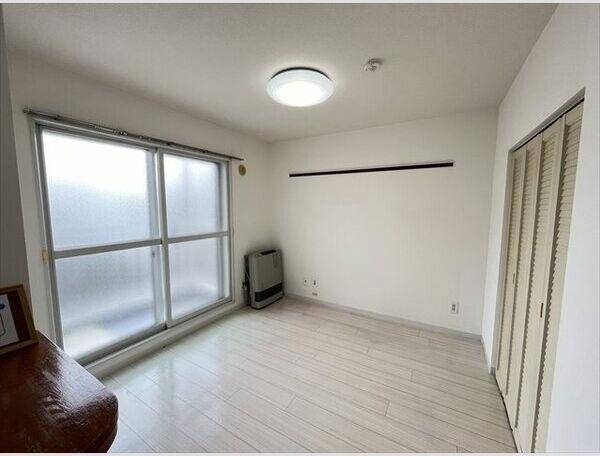 札幌市白石区東札幌三条４丁目のマンション