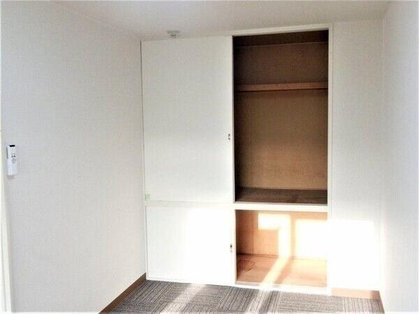 札幌市白石区北郷二条３丁目のアパート