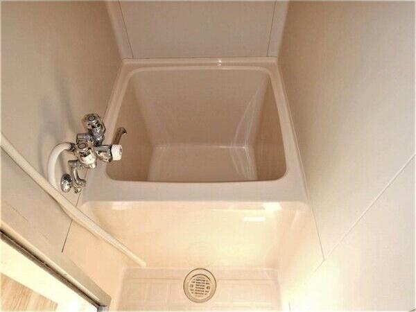 札幌市白石区北郷二条３丁目のアパート