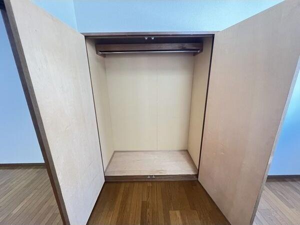 札幌市白石区栄通７丁目のアパート