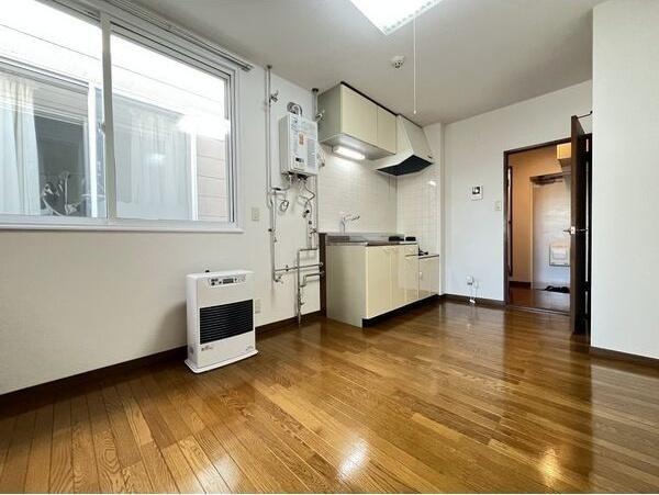 札幌市白石区栄通７丁目のアパート