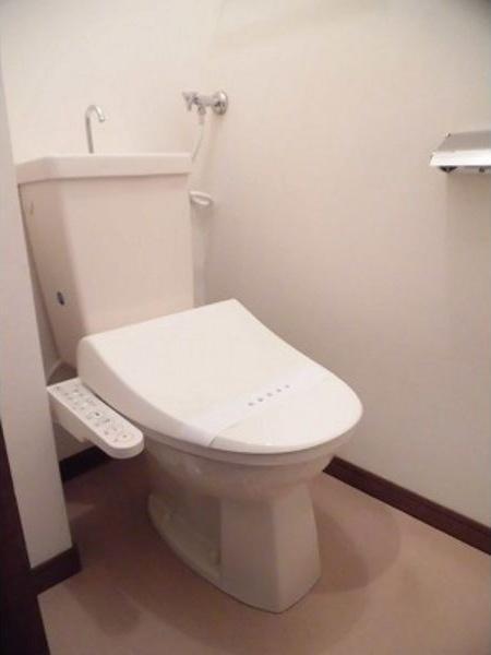 札幌市白石区栄通７丁目のアパート