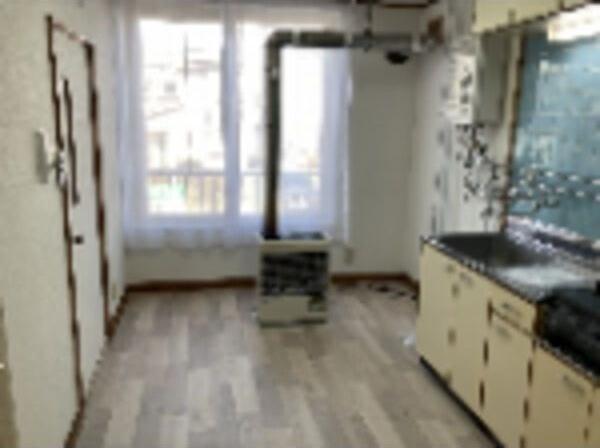 札幌市白石区本郷通５丁目南のアパート