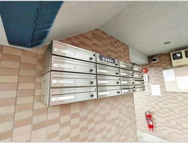 札幌市東区北十八条東１２丁目のマンション