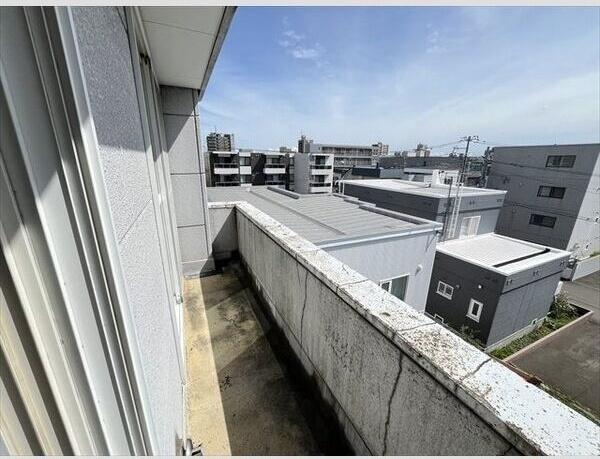 札幌市東区北二十条東１３丁目のマンション