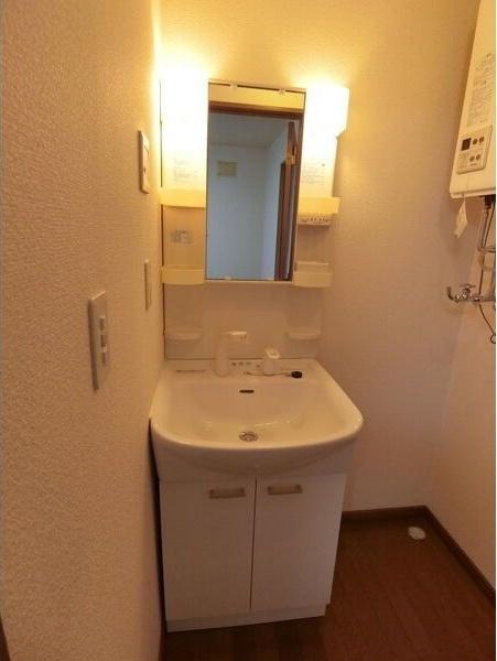 札幌市東区北四十五条東１７丁目のアパート