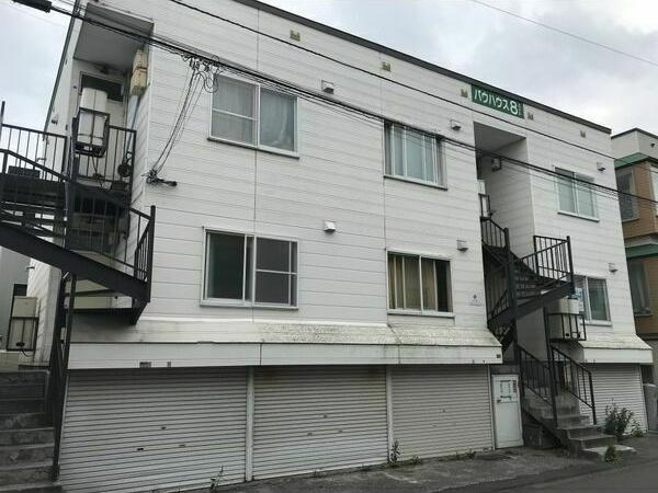 札幌市東区北八条東14丁目のアパート