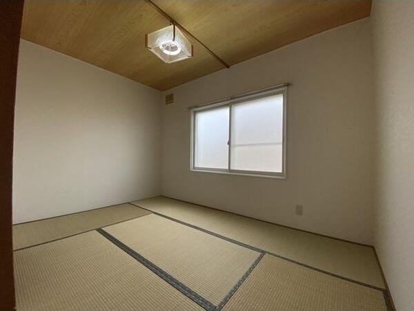 札幌市東区北八条東１４丁目のアパート