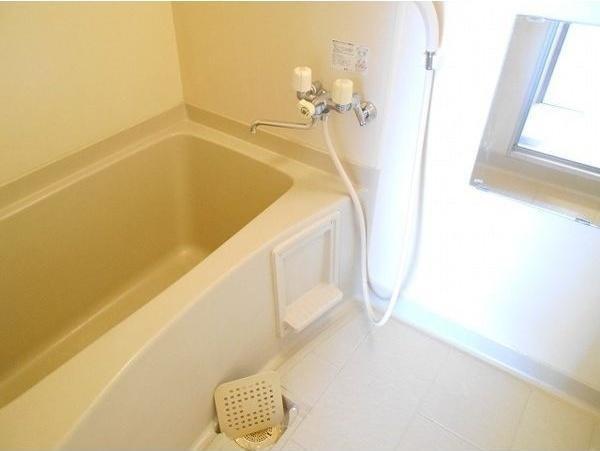 札幌市東区北三十五条東１４丁目のアパート