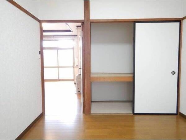 札幌市豊平区中の島二条４丁目のアパート