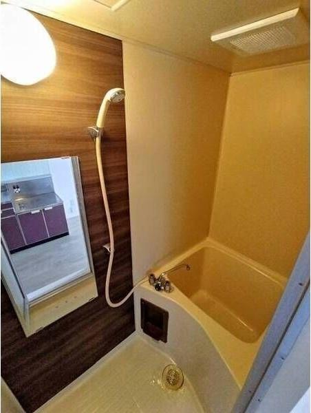 札幌市白石区南郷通１２丁目南のアパート