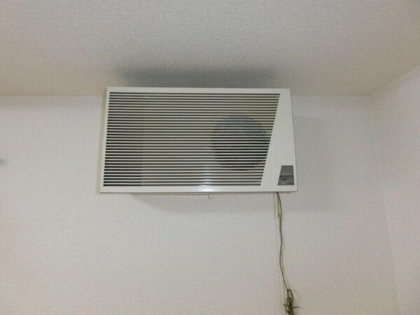 札幌市白石区南郷通１５丁目南のマンション