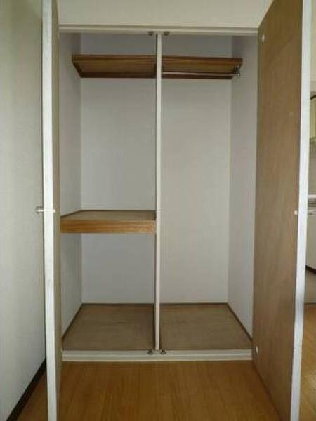 札幌市白石区栄通１３丁目のマンション