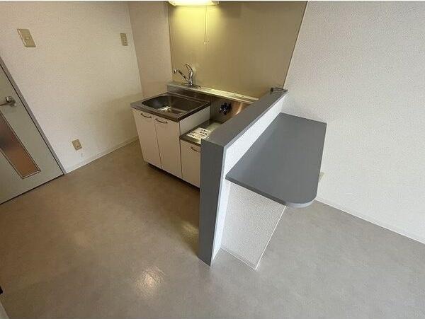 札幌市白石区本郷通１丁目南のマンション