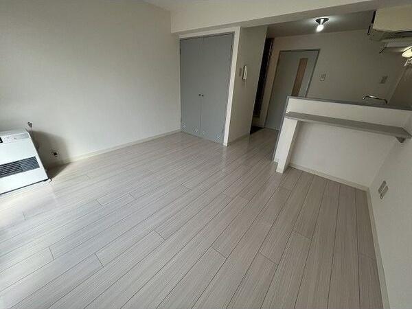 札幌市白石区本郷通１丁目南のマンション