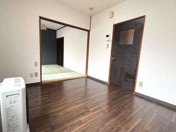 札幌市白石区本郷通７丁目北のアパート