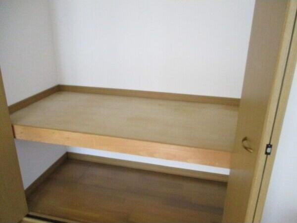 札幌市豊平区中の島一条５丁目のアパート