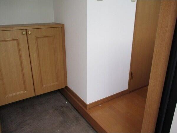 札幌市豊平区中の島一条５丁目のアパート