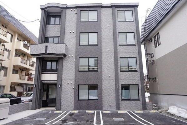 札幌市中央区南十七条西９丁目のマンション