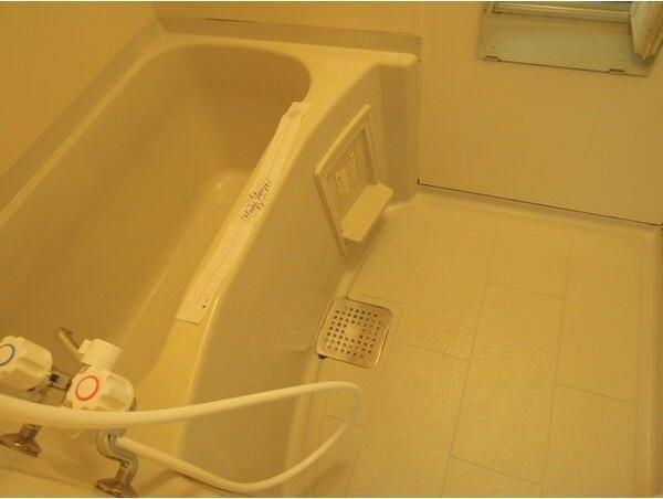 札幌市東区本町二条１丁目のアパート