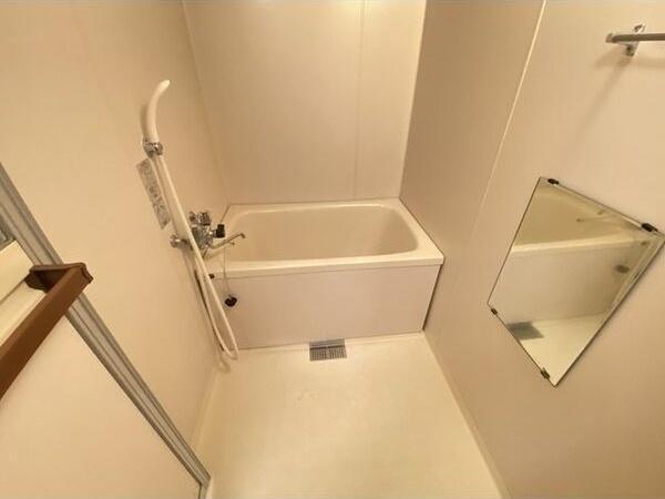 札幌市白石区平和通５丁目北のマンション