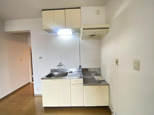 札幌市白石区平和通５丁目北のマンション