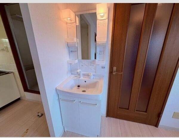 札幌市豊平区水車町８丁目のマンション