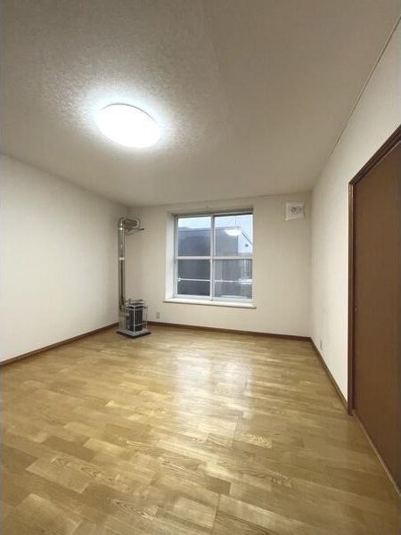 札幌市豊平区西岡一条１１丁目のアパート