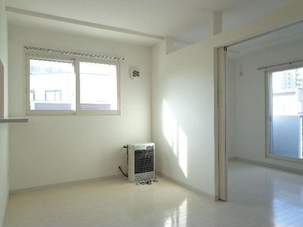 札幌市豊平区平岸三条１２丁目のマンション