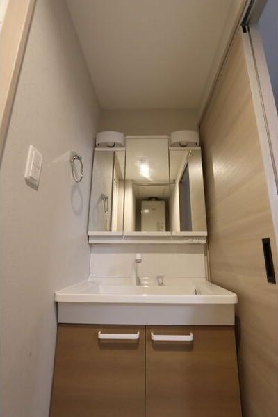 札幌市中央区南三条西２１丁目のマンション