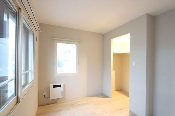 札幌市中央区南三条西２１丁目のマンション