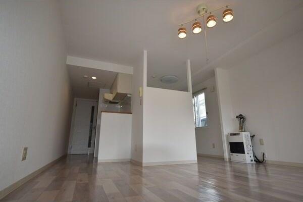 札幌市豊平区月寒西三条８丁目のマンション