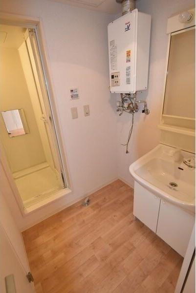 札幌市豊平区月寒西三条８丁目のマンション