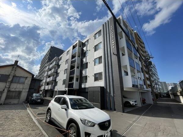 札幌市中央区南八条西１丁目のマンション