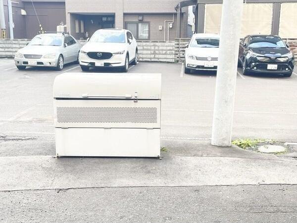 札幌市中央区南六条西１５丁目のマンション