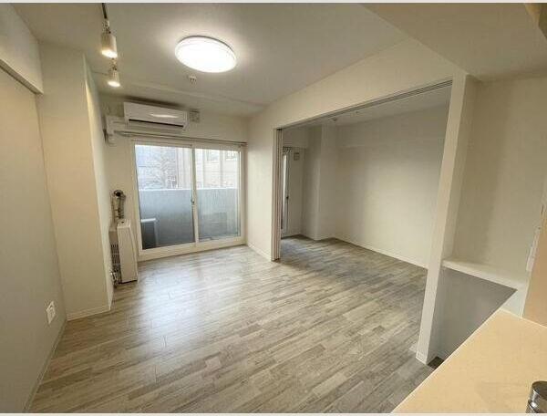 札幌市中央区大通西１８丁目のマンション