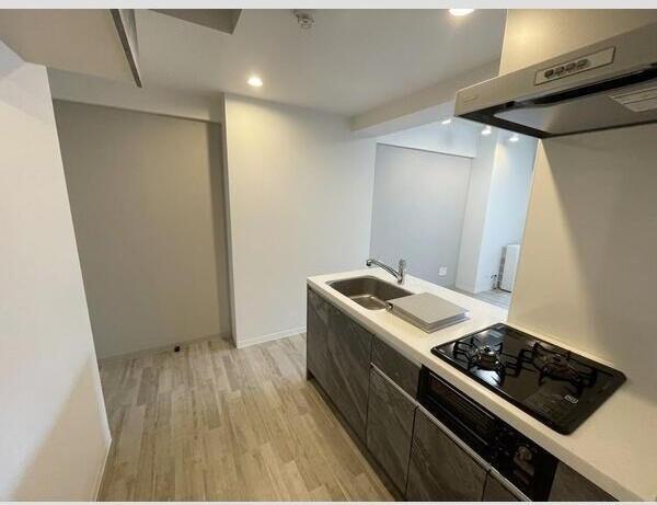 札幌市中央区大通西１８丁目のマンション