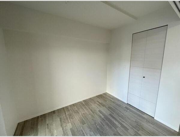 札幌市中央区大通西１８丁目のマンション