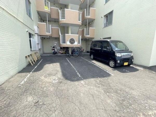 札幌市東区北二十二条東１８丁目のマンション