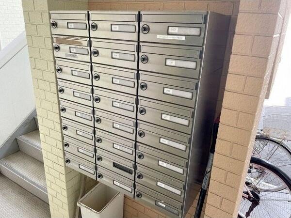 札幌市東区北二十二条東１８丁目のマンション