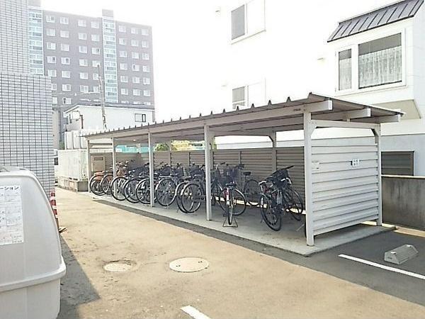 札幌市東区北十二条東１０丁目のマンション