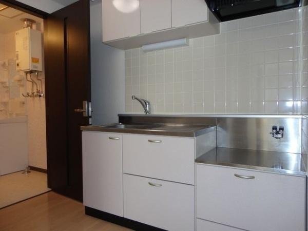 札幌市白石区菊水七条４丁目のアパート