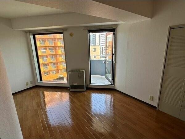 札幌市豊平区豊平四条１０丁目のマンション