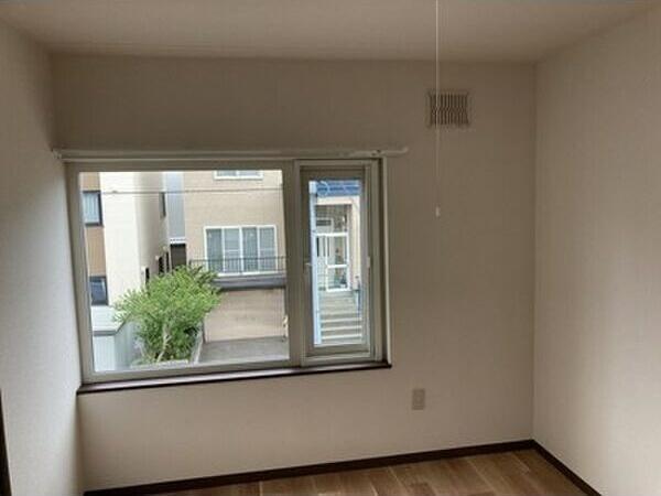 札幌市東区北三十条東１２丁目のアパート